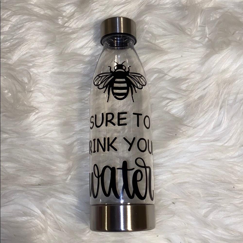 22OZ Waterbottle 🐝